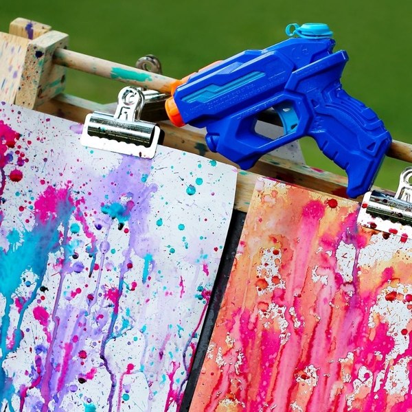 Image of water gun and paint